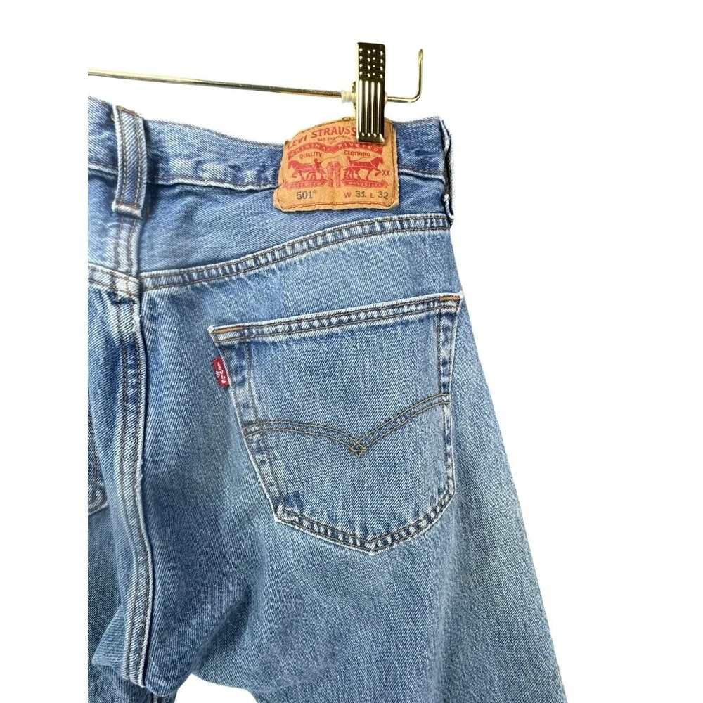 Levi's 501 Original Fit Jeans Men's 31 x 32 Y2K Button Fly Straight Medium Wash